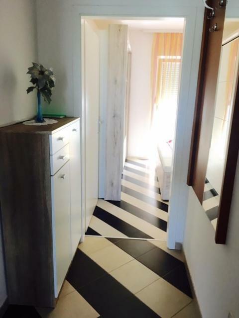 Apartment Mirella ウマグ エクステリア 写真